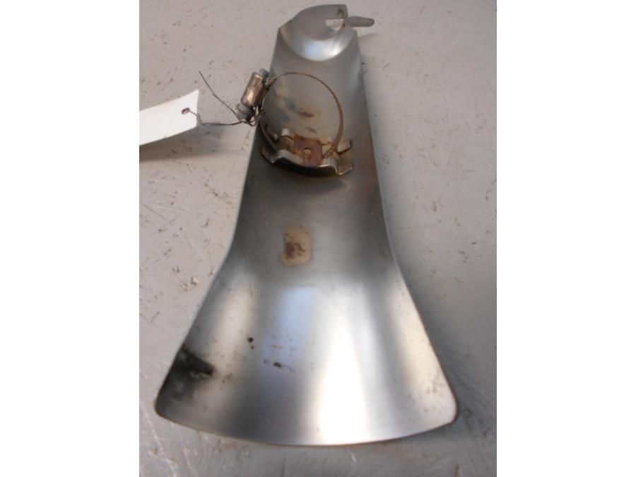 Höger sida på Värmeskydd från en H-D V-Rod 1130 -2013 motorcykel.