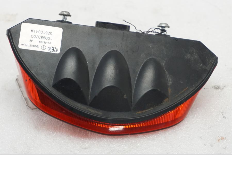 Baksidan på Baklampa från en Ducati Monster 696 -2010 motorcykel.