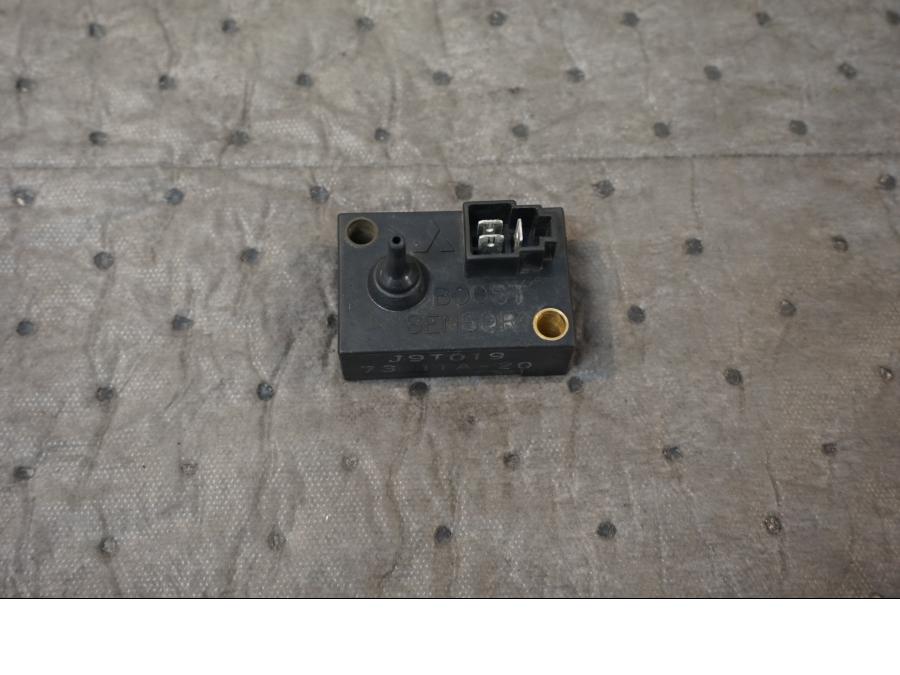 Framsidan på Boostsensor från en Yamaha XV 1100 -1993 motorcykel.