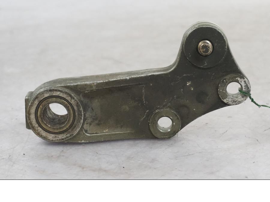 Snett uppifrån på Bromsoksfäste från en Kawasaki GPZ 900 -1988 motorcykel.