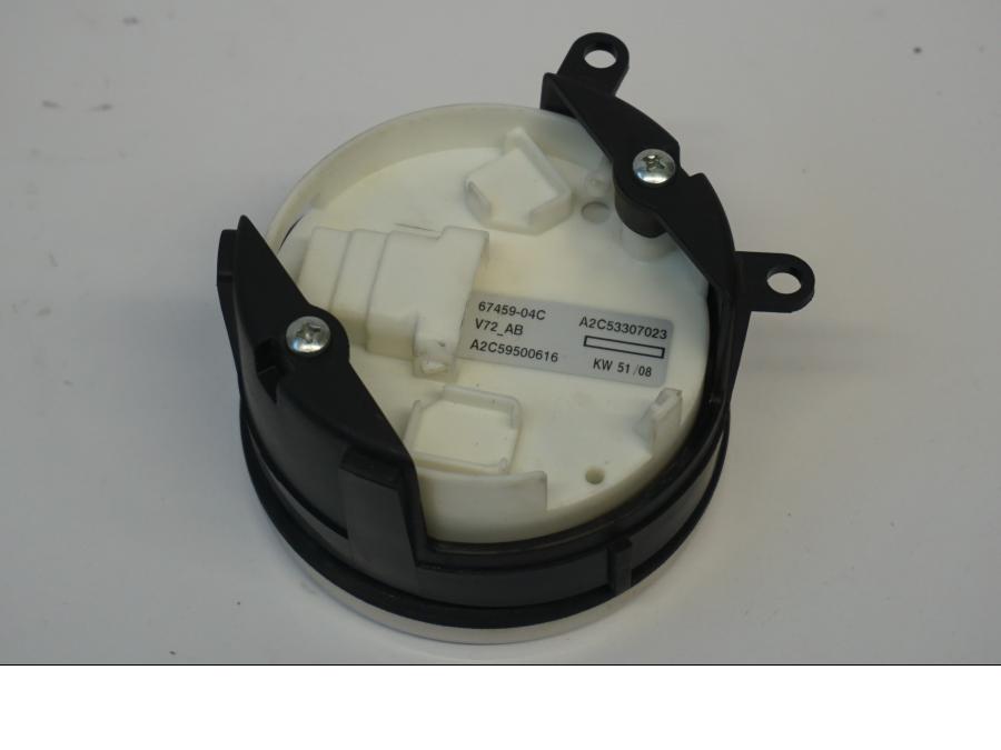 Baksidan på Varvräknare från en H-D Street Glide FLHX -2013 motorcykel.