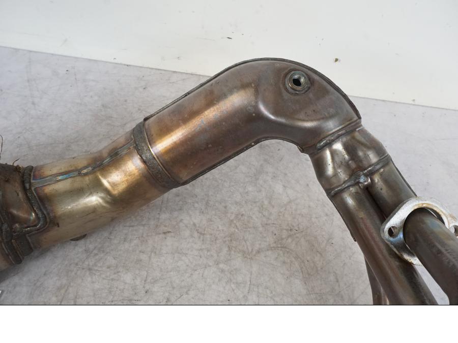 Extrabild5 på Avgassystem från en Yamaha MT-09 -2024 motorcykel.