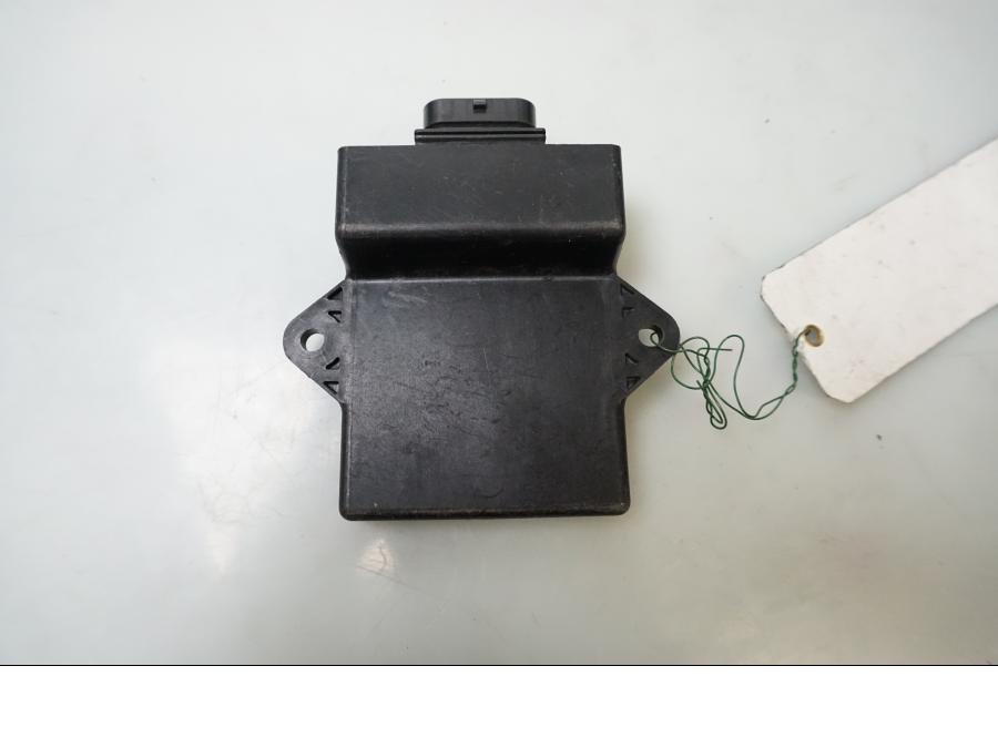 Baksidan på CDI / ECU från en Yamaha YZF 1000 R1 -2000 motorcykel.