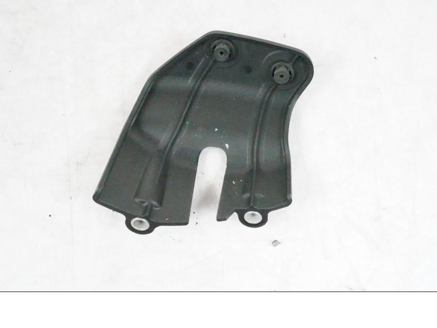 Vänster sida på Motorskyddskåpa från en BMW K 1200 S -2005 motorcykel.