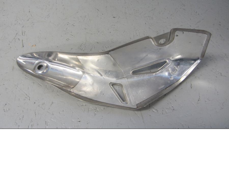 Höger sida på Värmeskydd från en Kawasaki Z 900 -2017 motorcykel.