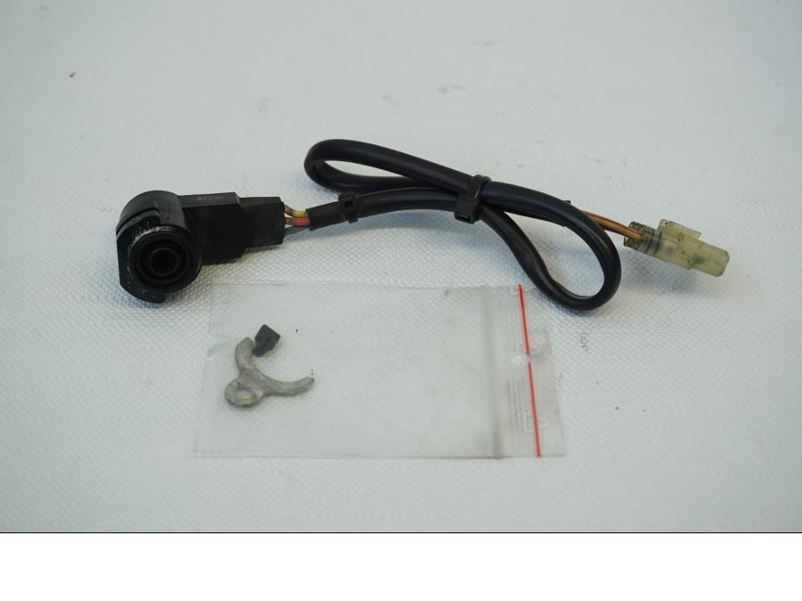 Baksidan pÄ TPS frÄn en Honda CBR 900 RR -1997 motorcykel.