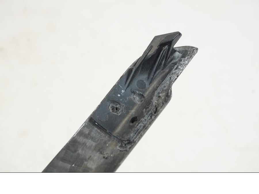 Extrabild3 på Tankkåpa från en Triumph Speed Triple -2021 motorcykel.