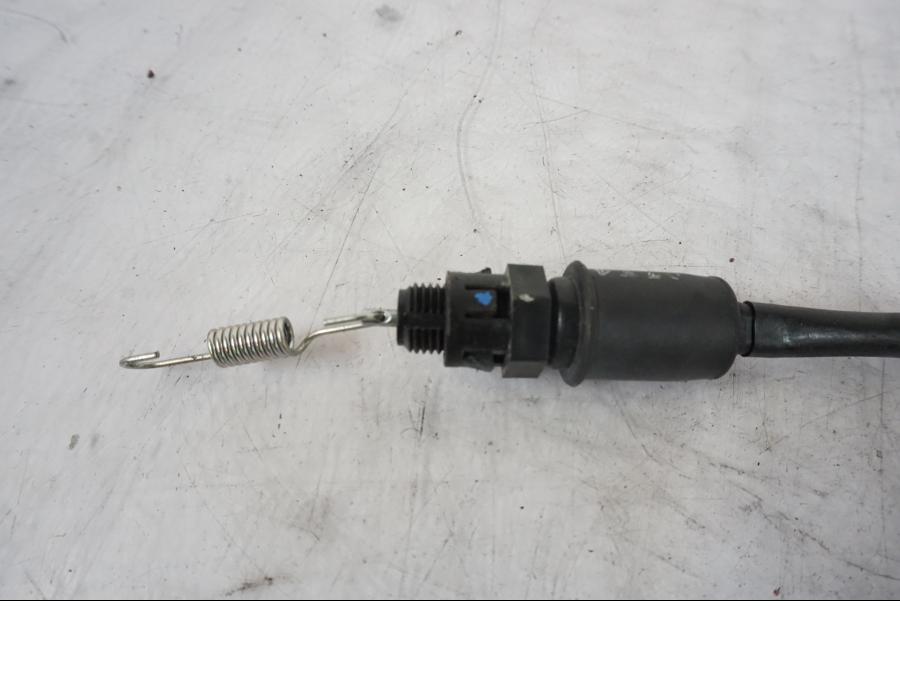 Vänster sida på Bromsljuskontakt från en Kawasaki Z 800 -2014 motorcykel.