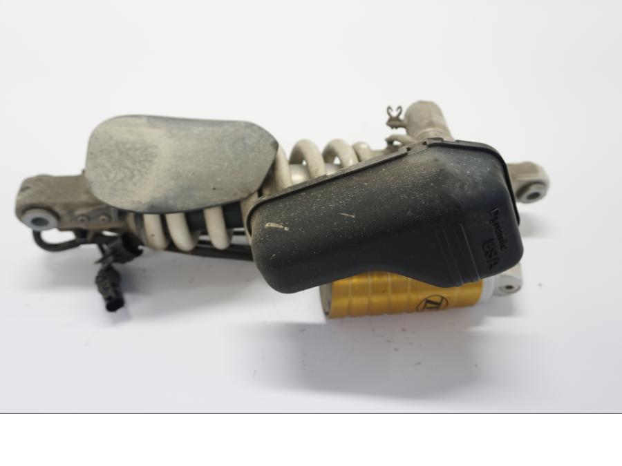 Baksidan på Stötdämpare ESA från en BMW R 1250 GS -2019 motorcykel.