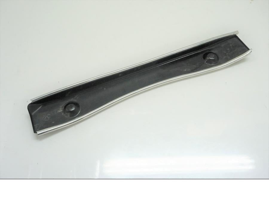 Baksidan på Kylarvinge från en Yamaha XVZ 1300 -1997 motorcykel.