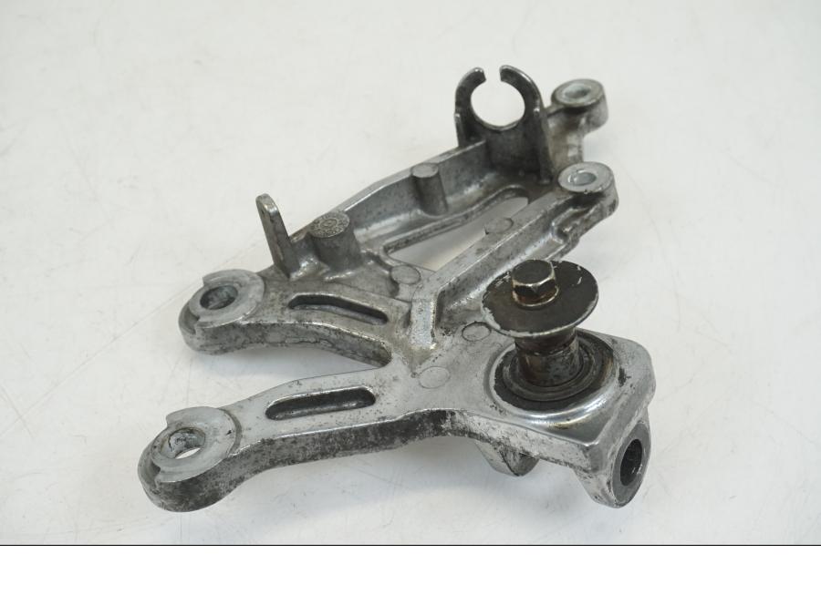 Snett uppifrån på Fotpinnefäste från en Kawasaki ZX-12R -2000 motorcykel.