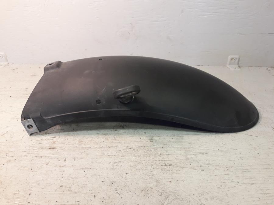 Baksidan på Framskärm från en BMW R 1150 R -2004 motorcykel.