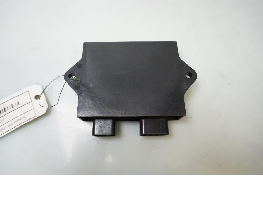 Baksidan på CDI / ECU från en Yamaha XJR 1300 -2001 motorcykel.