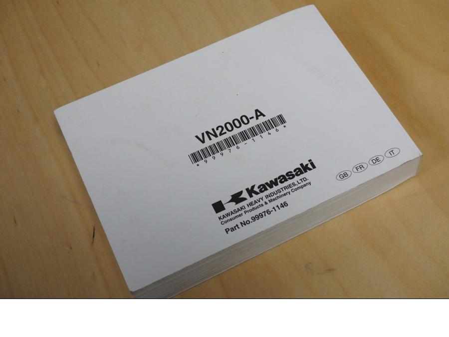 Baksidan på Instruktionsbok från en Kawasaki VN 2000 -2004 motorcykel.