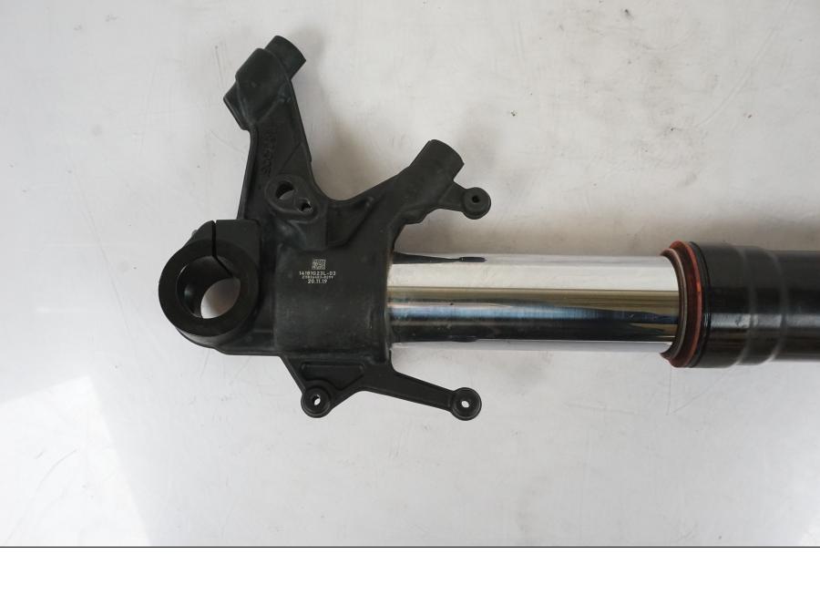 Extrabild1 på Gaffelben från en KTM 1290 Super Duke -2019 motorcykel.