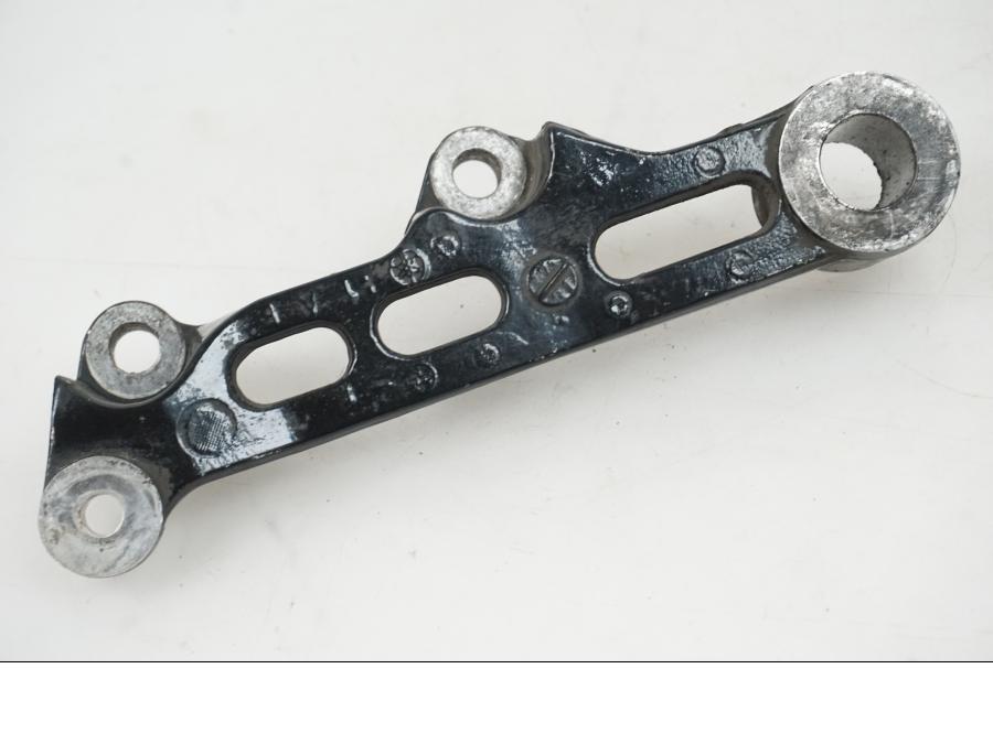 Extrabild2 på Bromsoksfäste från en Yamaha FZR 1000 -1993 motorcykel.