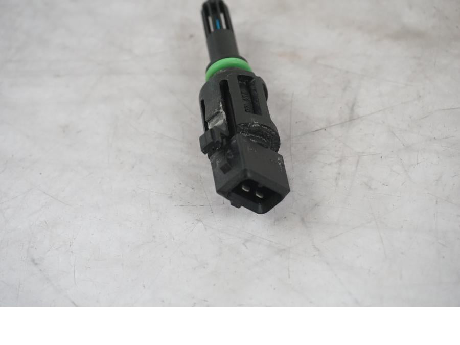 Höger sida på Luftburksensor från en BMW F 800 R -2018 motorcykel.