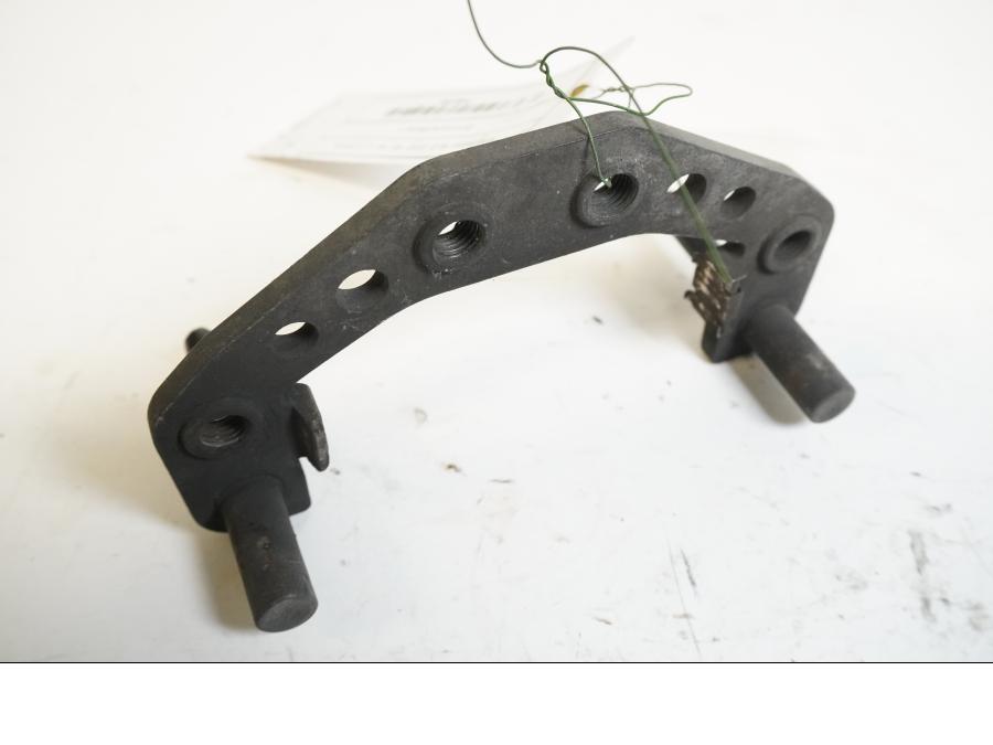 Baksidan på Bromsoksfäste från en Kawasaki KLE 500 -1991 motorcykel.