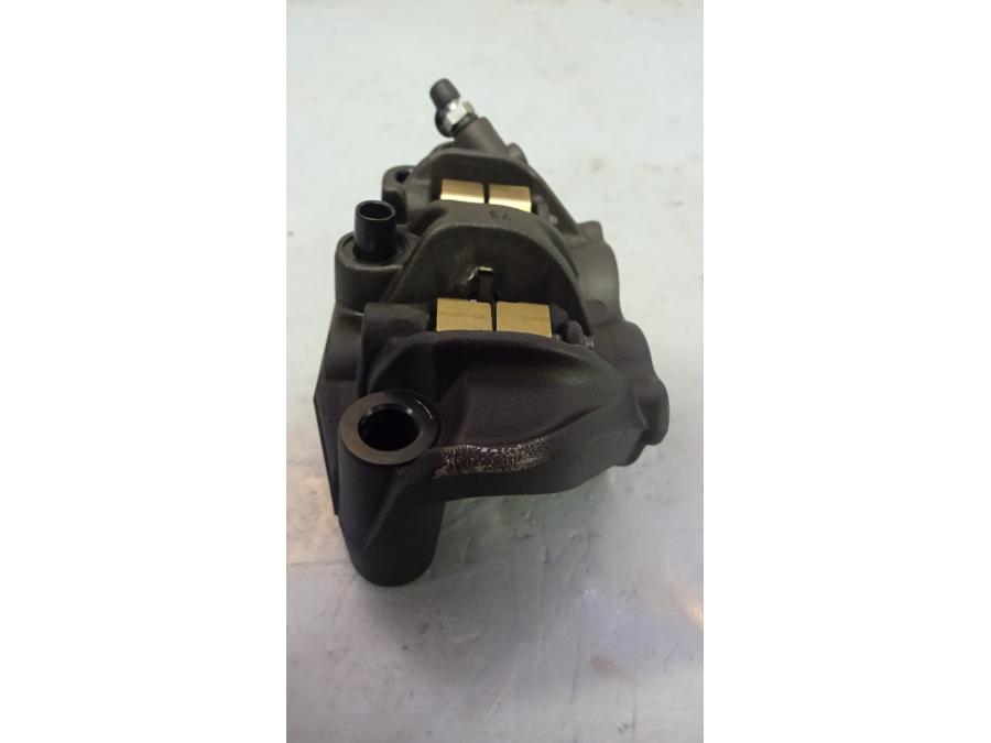 Höger sida på Bromsok från en Kawasaki Z 1000 -2018 motorcykel.