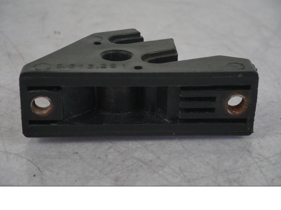 Snett uppifrån på Sadelfäste från en BMW R 1100 GS -1998 motorcykel.