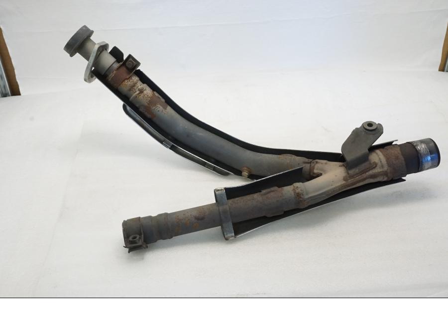 Baksidan på Grenrör från en Yamaha XVZ 13TD -1999 motorcykel.