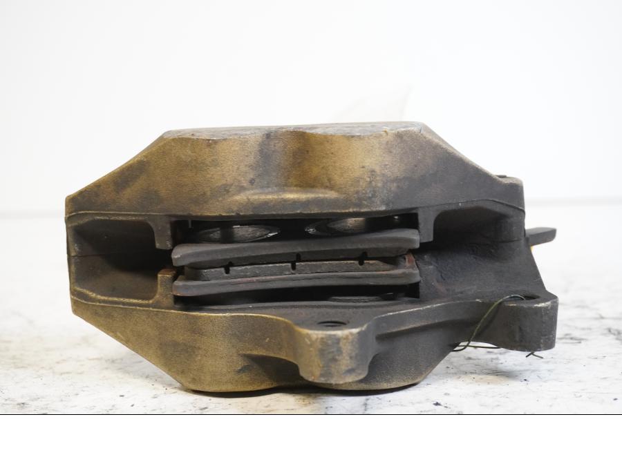 Höger sida på Bromsok från en KTM 625 Duke II -2002 motorcykel.