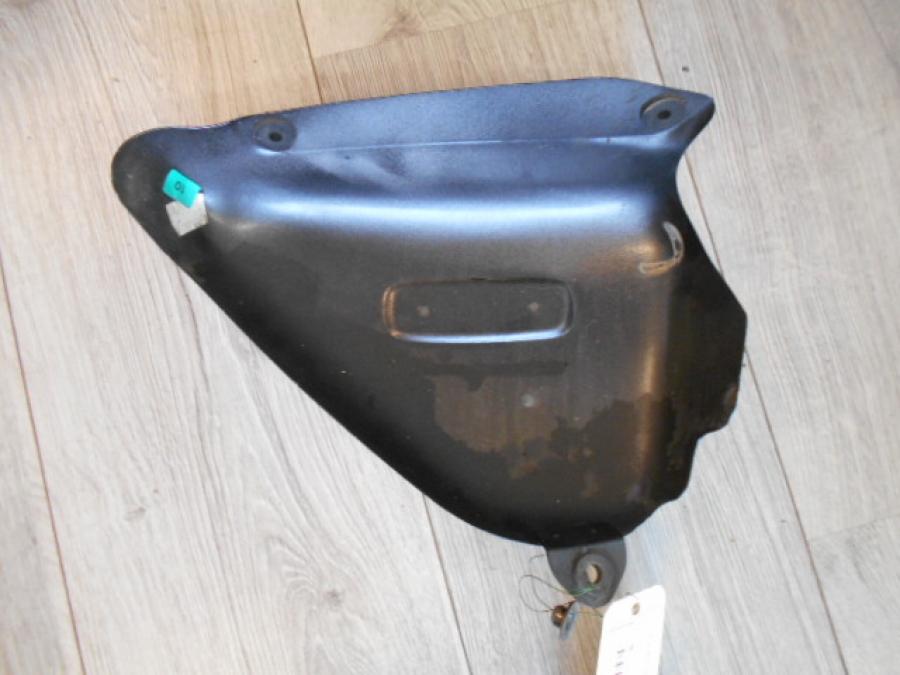 Baksidan på Sidopanel från en Triumph Legend TT -2001 motorcykel.