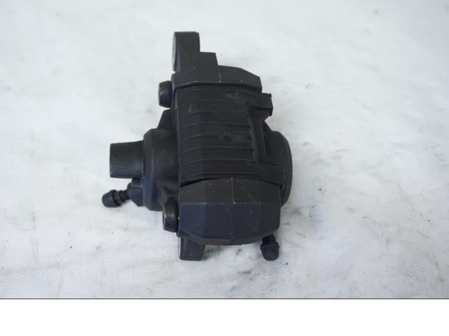 Snett uppifrån på Bromsok från en Suzuki GSX-R 750 -2001 motorcykel.