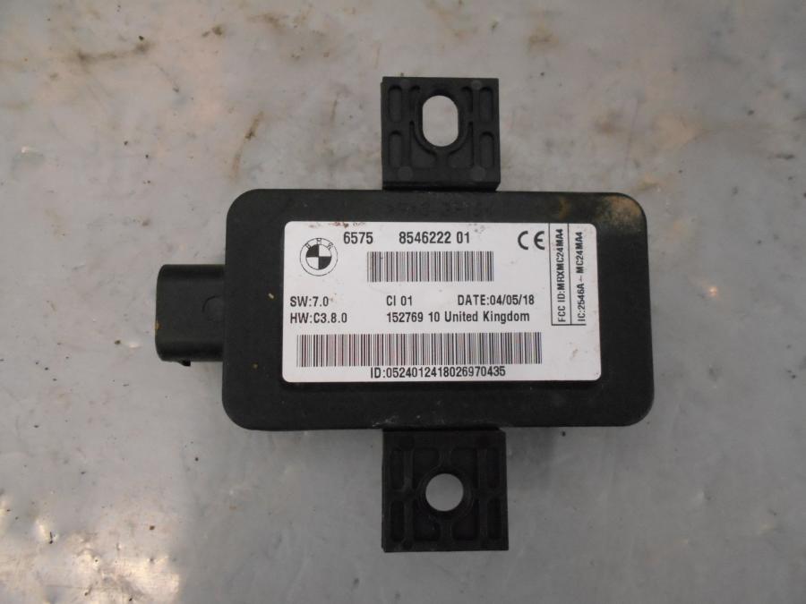 Baksidan på RDC Styrenhet från en BMW R 1200 GSA -2018 motorcykel.