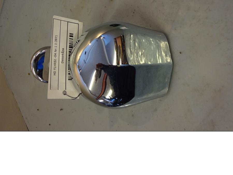 Framsidan på Dekorkåpa från en H-D Touring Road King Custom FLHRSI -2004 motorcykel.