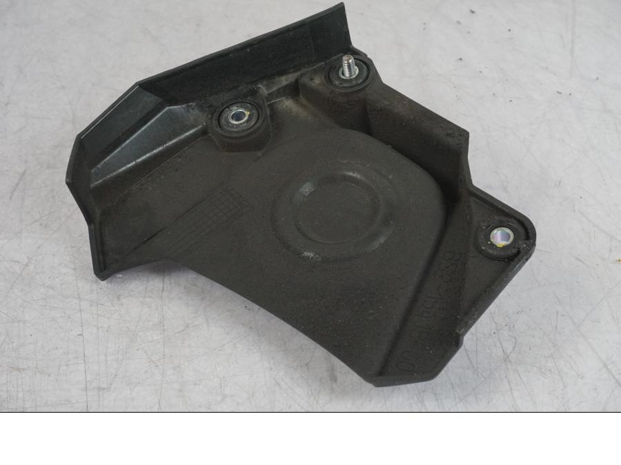 Snett uppifrån på Drevkåpa från en Yamaha MT-09 SP -2018 motorcykel.