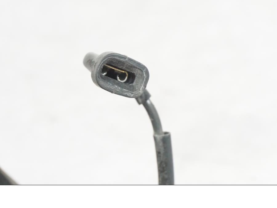 Snett nerifrån på Vattenkylfläkt från en Honda NT 650 V -2002 motorcykel.