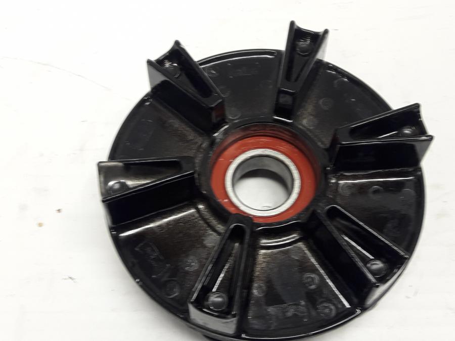 Baksidan på Drevfäste från en Yamaha XJR 1300 -2015 motorcykel.