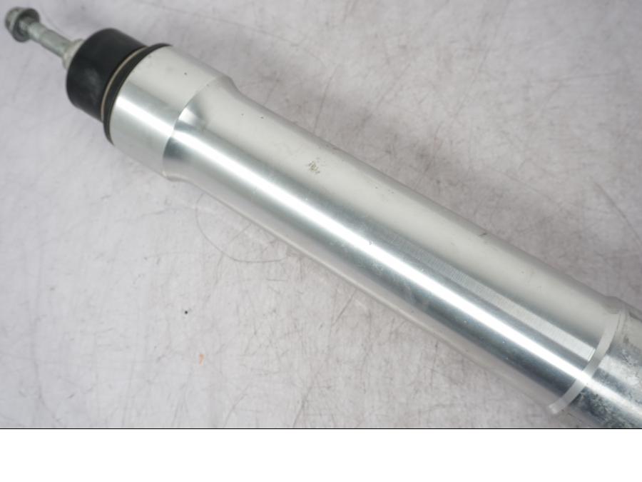 Extrabild5 på Gaffelben från en BMW R 1200 GS -2005 motorcykel.