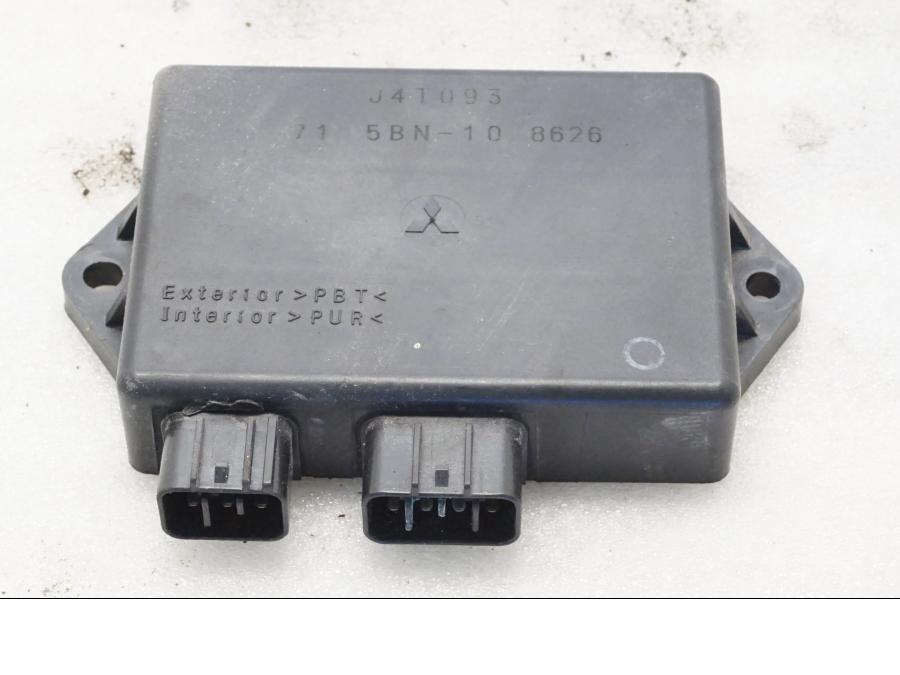 Framsidan på CDI / ECU från en Yamaha XVS 650 -1999 motorcykel.