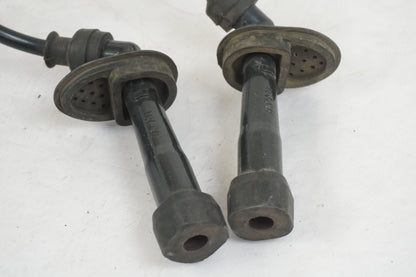 Snett nerifrån på Tändspole från en Suzuki GSX-R 750 -1988 motorcykel.