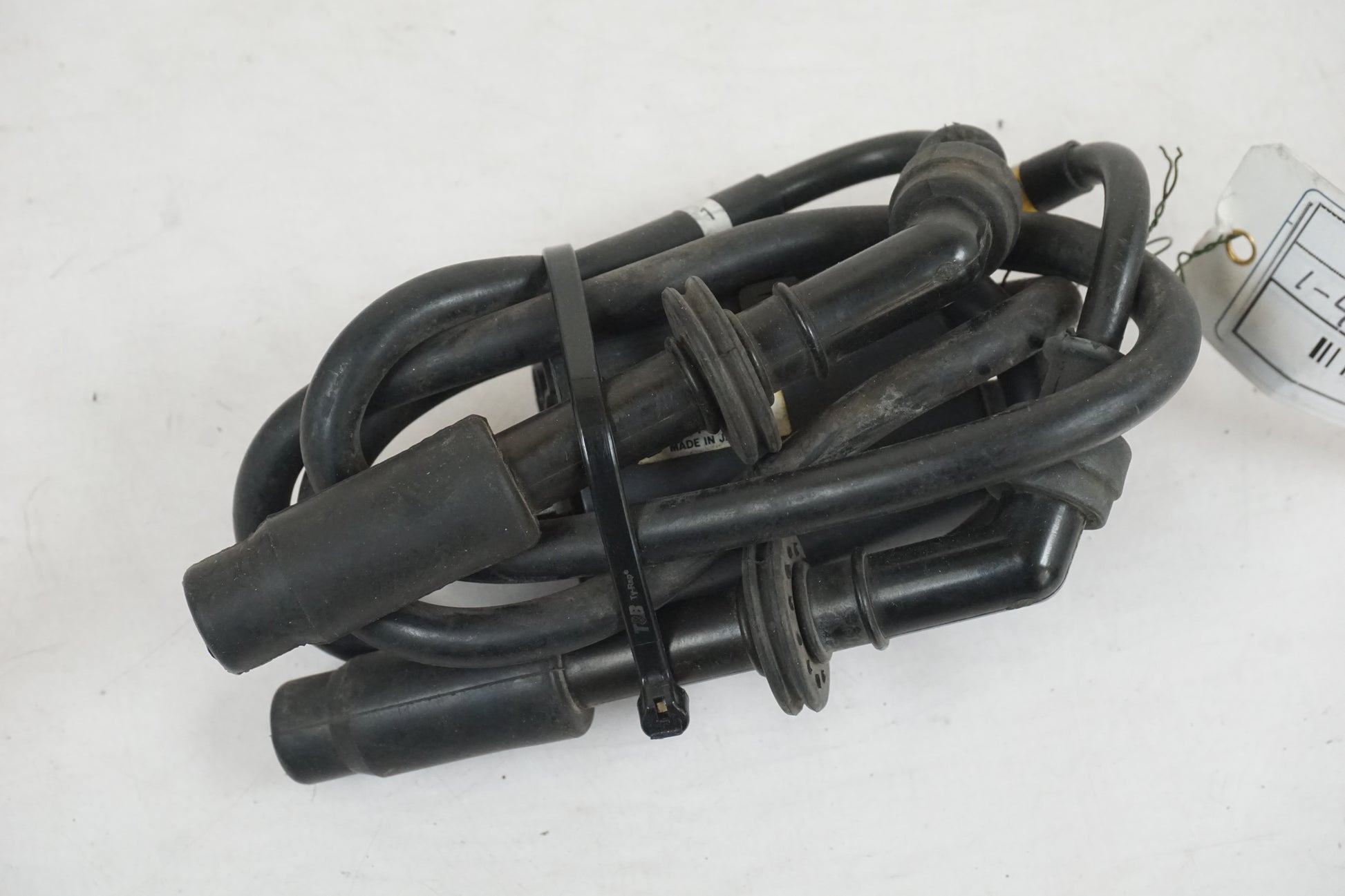 Framsidan på Tändspole från en Suzuki GSX-R 750 -1997 motorcykel.