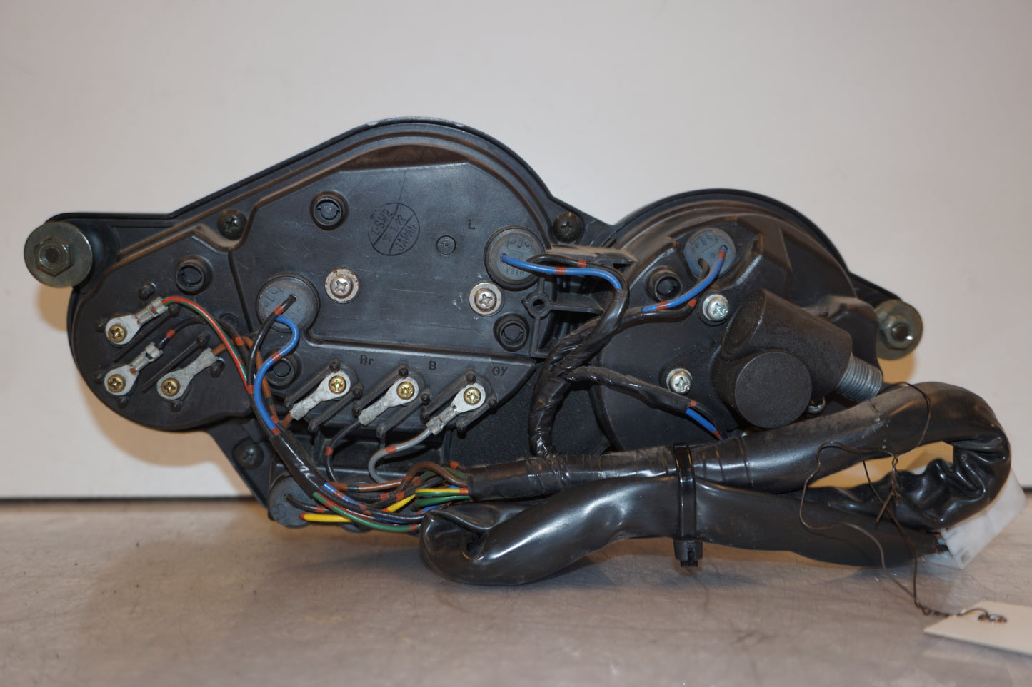 Extrabild1 på Instrumentpanel från en Yamaha YZF 1000 R -1997 motorcykel.