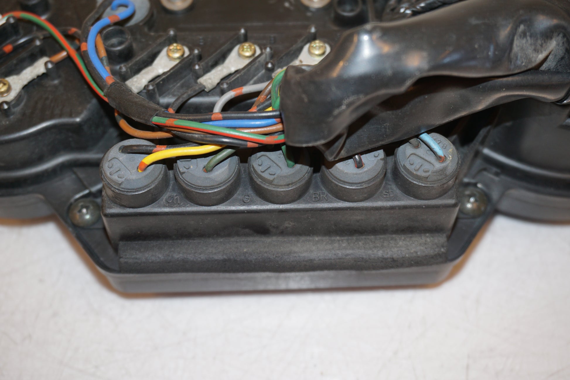 Extrabild4 på Instrumentpanel från en Yamaha YZF 1000 R -1997 motorcykel.