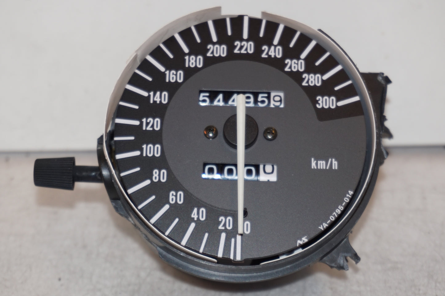 Framsidan på Hastighetsmätare från en Yamaha YZF 1000 R -1998 motorcykel.