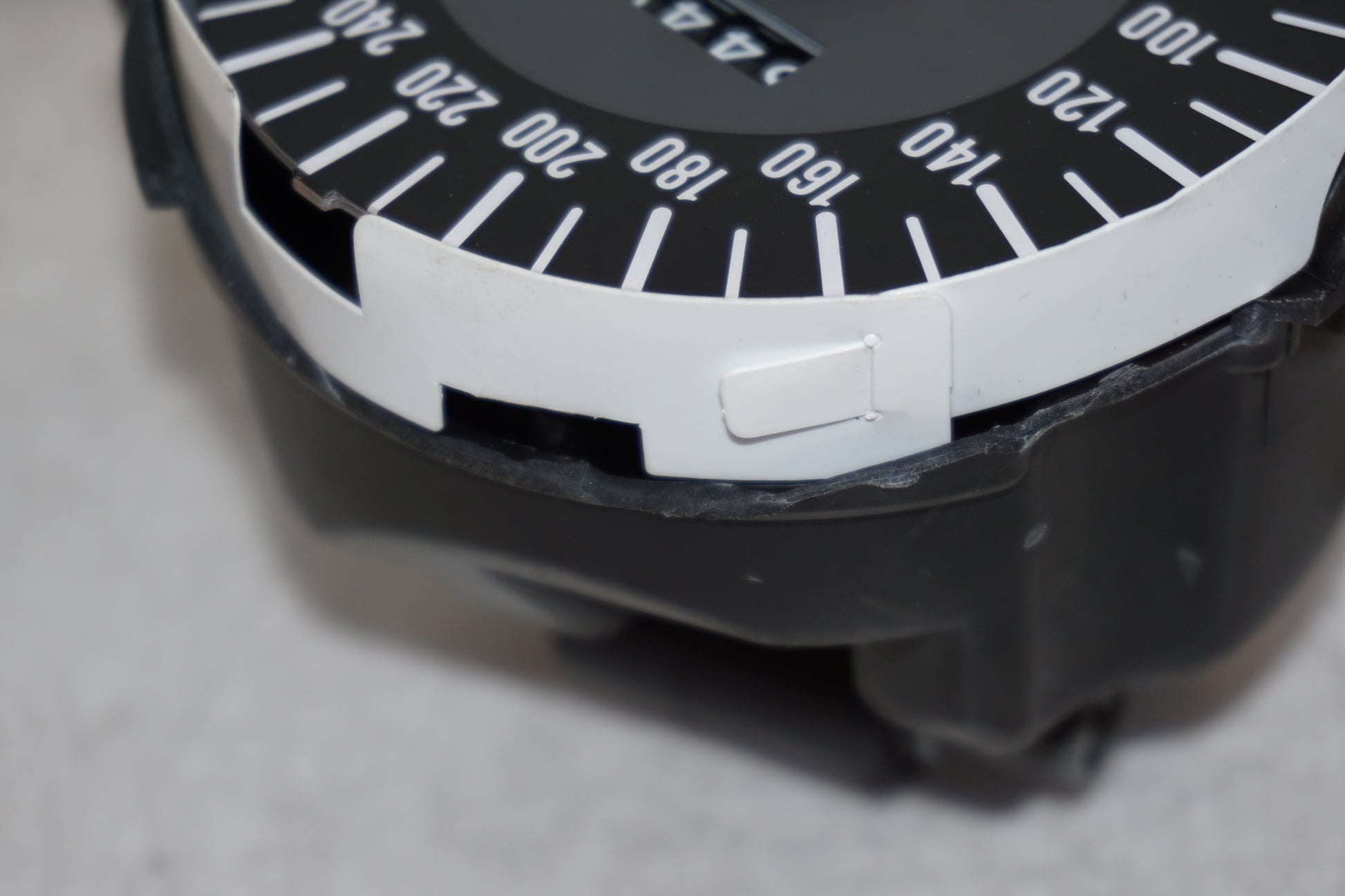 Extrabild1 på Hastighetsmätare från en Yamaha YZF 1000 R -1998 motorcykel.