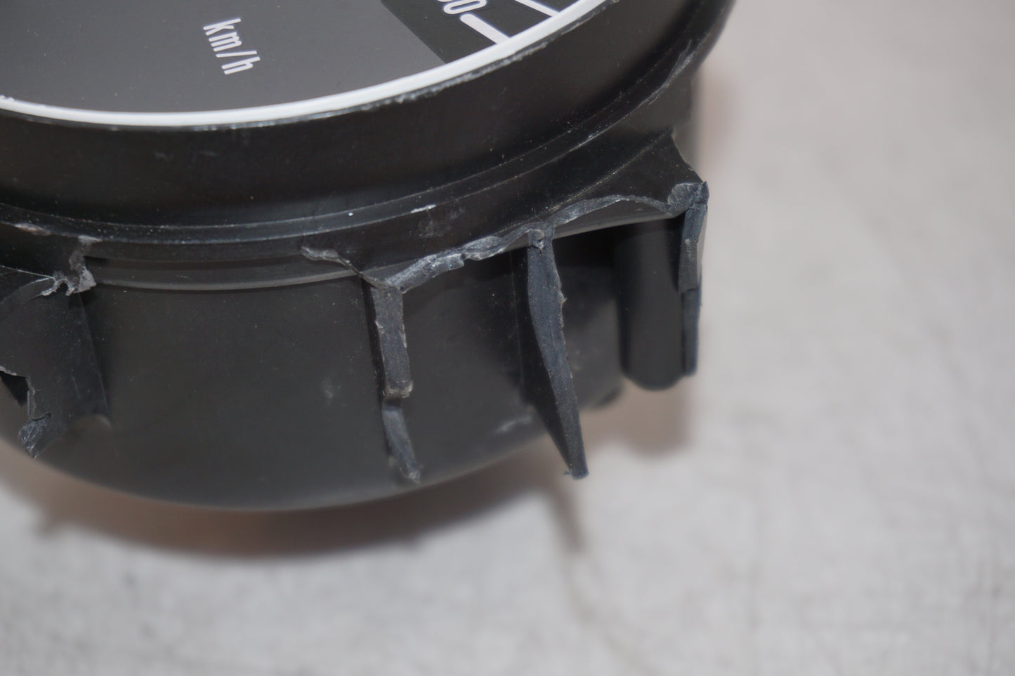 Extrabild4 på Hastighetsmätare från en Yamaha YZF 1000 R -1998 motorcykel.