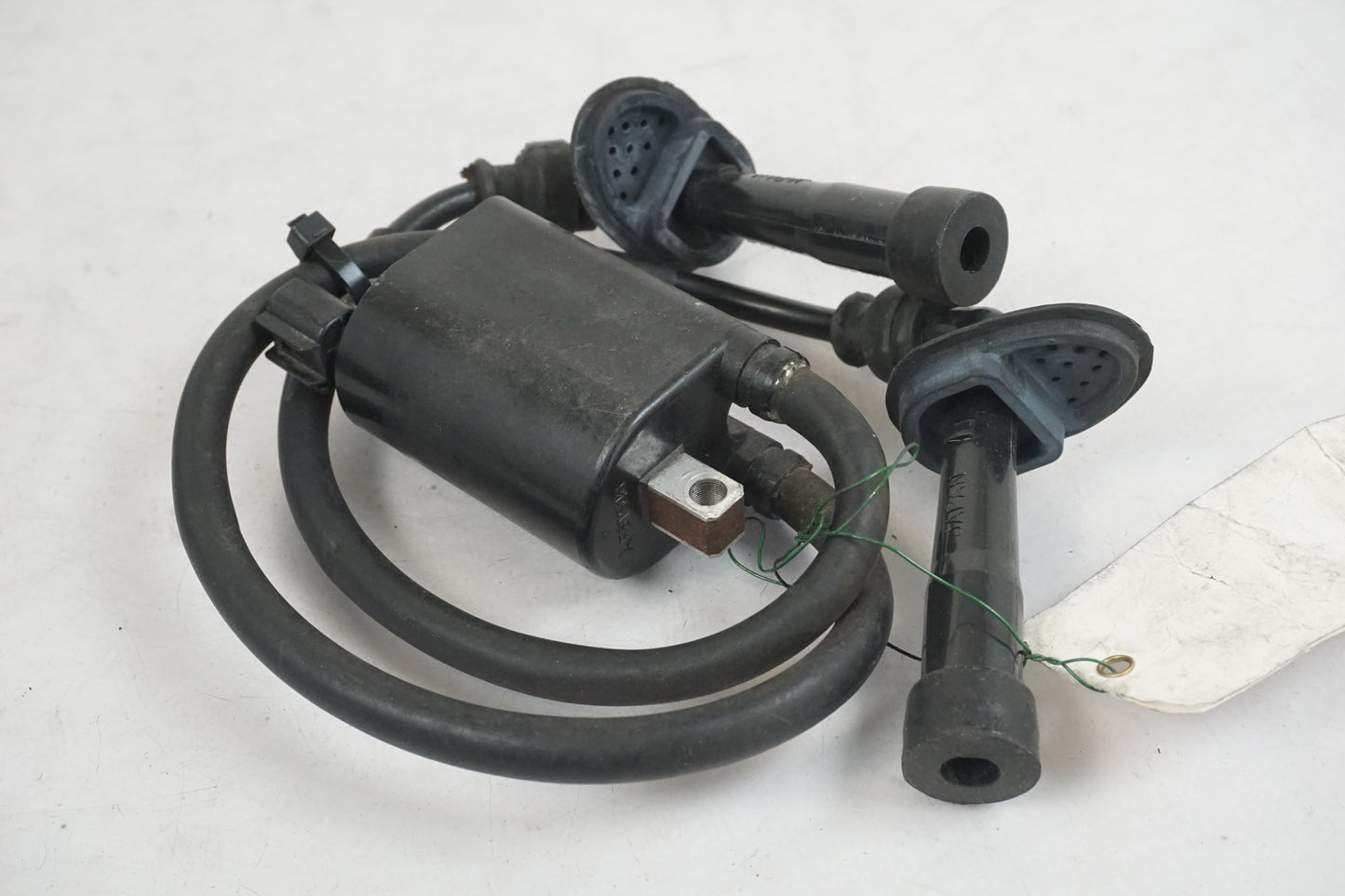 Höger sida på Tändspole från en Suzuki GSX 1400 -2003 motorcykel.