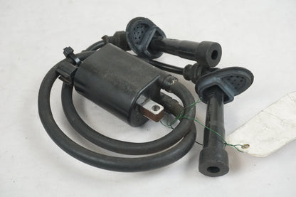 Höger sida på Tändspole från en Suzuki GSX 1400 -2003 motorcykel.