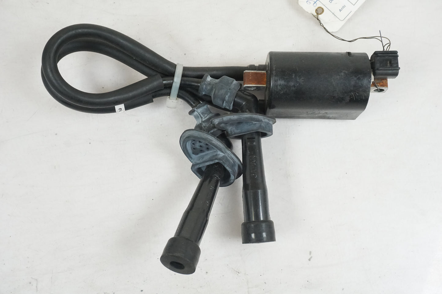 Framsidan på Tändspole från en Suzuki GSX 1400 -2002 motorcykel.