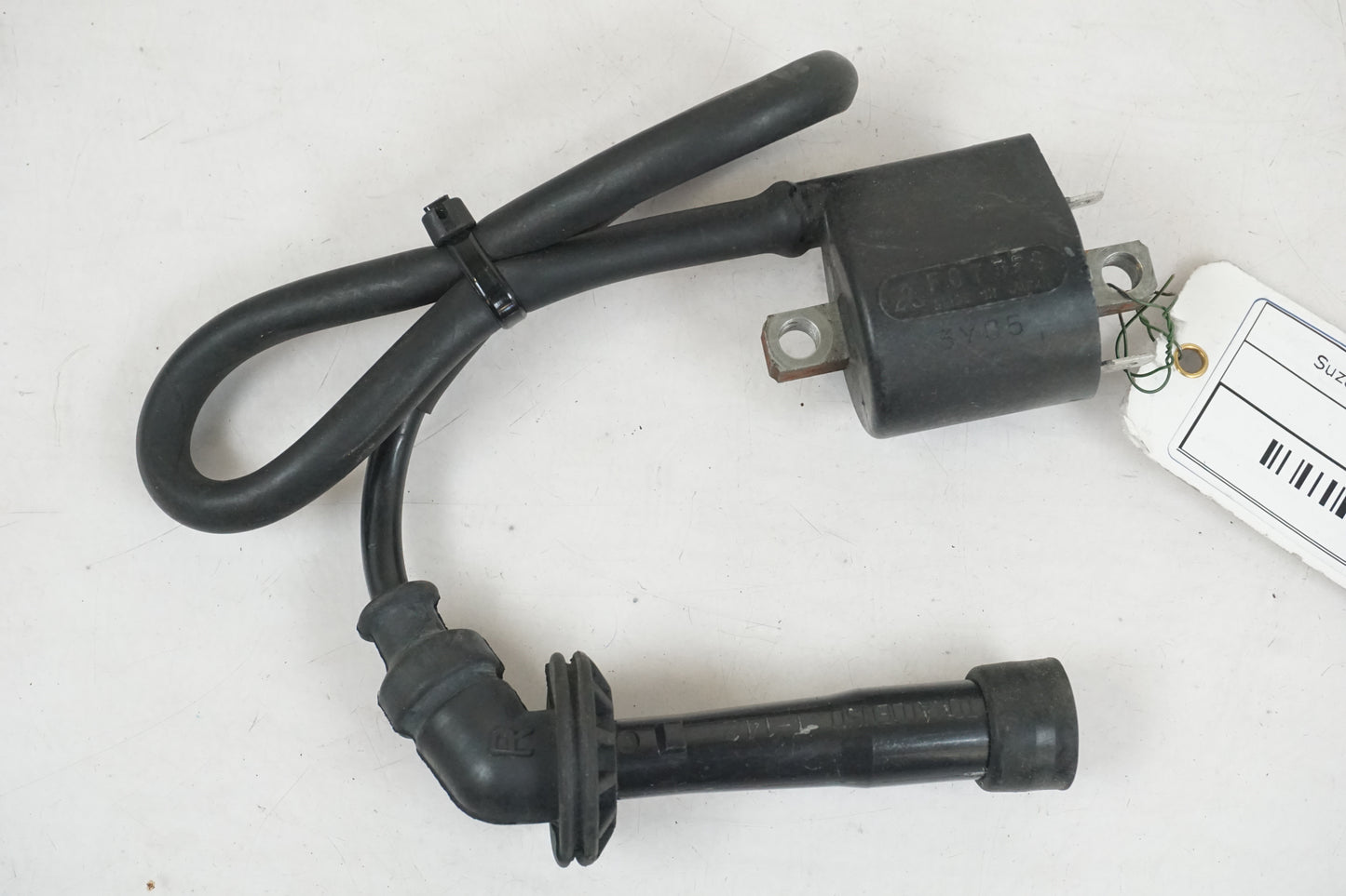 Framsidan på Tändspole från en Suzuki SV 1000 -2004 motorcykel.