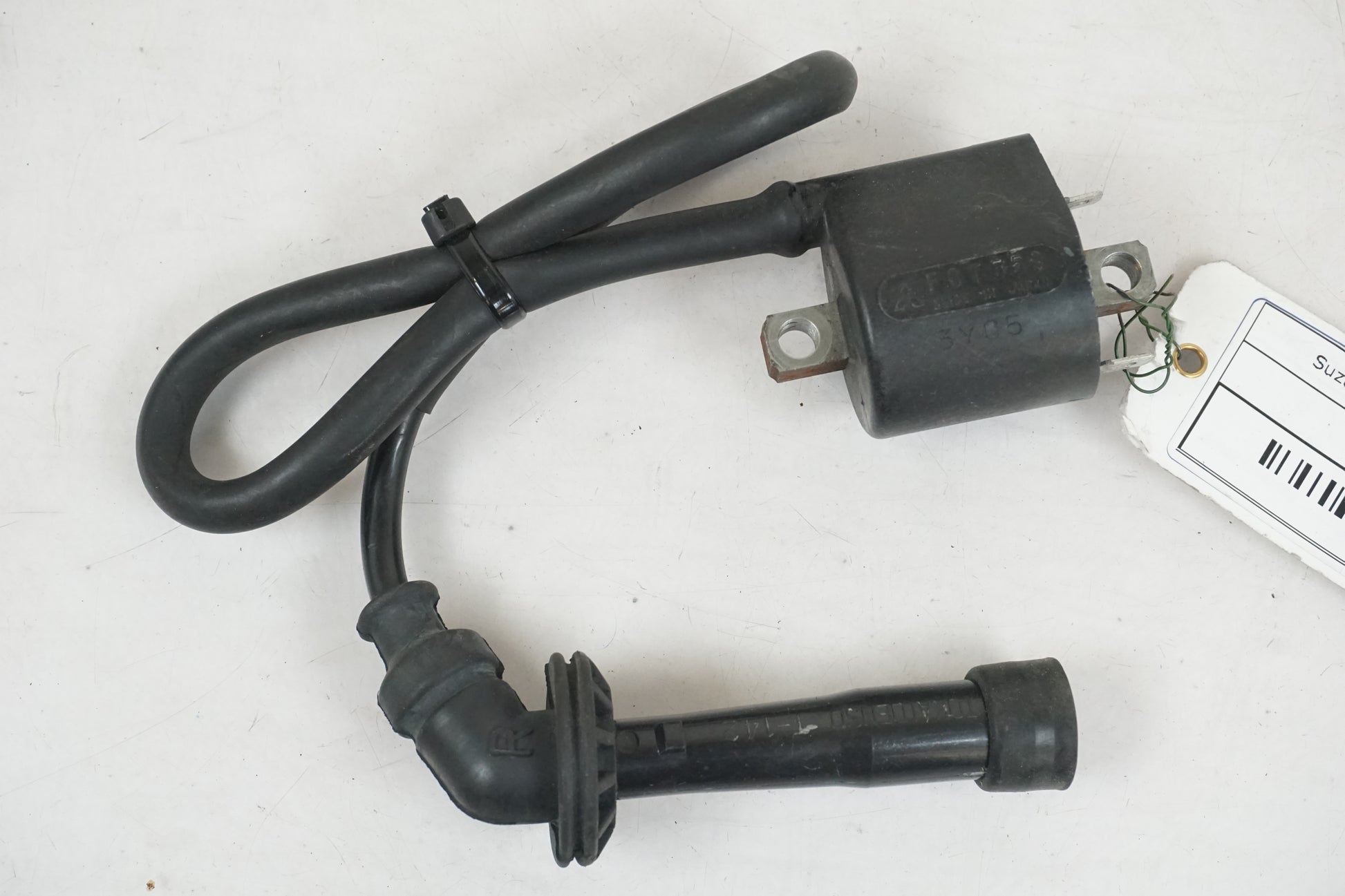 Framsidan på Tändspole från en Suzuki SV 1000 -2004 motorcykel.