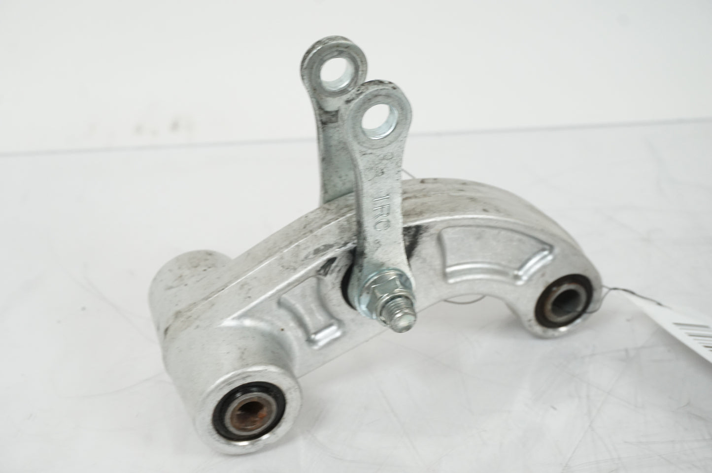 Iskunvaimenninlinkki