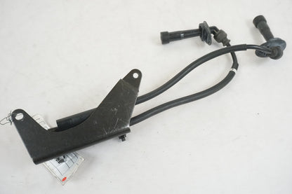 Vänster sida på Tändspole från en Suzuki GSX 1400 -2003 motorcykel.