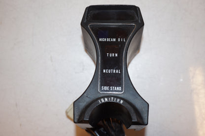 Baksidan på Instrumentpanel från en Suzuki GS 1000 -1983 motorcykel.